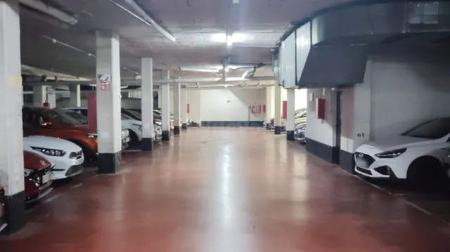 Parking 10m² en alquiler - Barcelona — 4