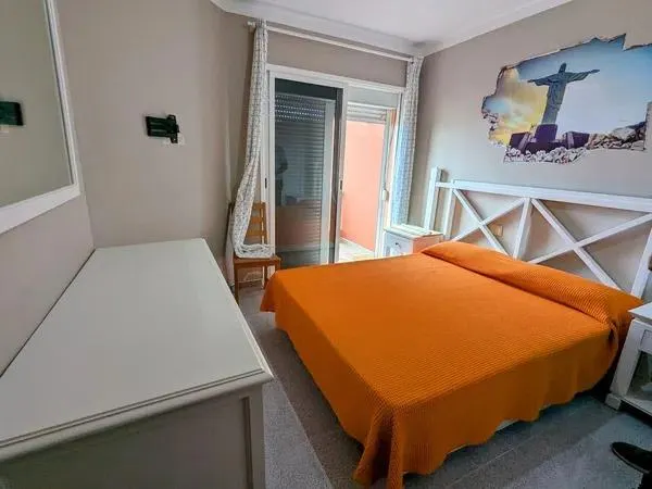 Tajao. Adosado a 100 metros del mar con vistas directas con garaje cerrado y solarium — 10