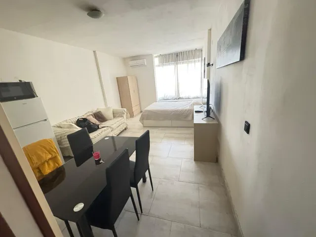 Oportunidad de inversión: estudio reformado, alquilado actualmente con renta garantizada y con licencia turística en Torremolinos — 6