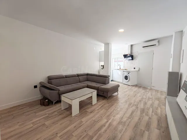 Local Convertido en Vivienda - DIVIDIDO EN DOS ESTUDIOS - foto 5
