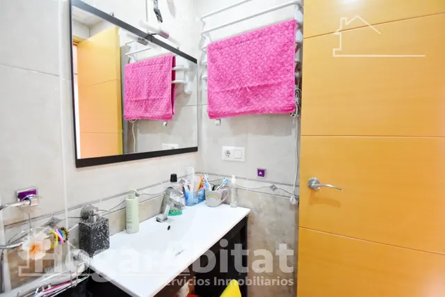 TODO EXTERIOR Y REFORMADO CON TERRAZA Y CON VISTAS AL MAR — 38