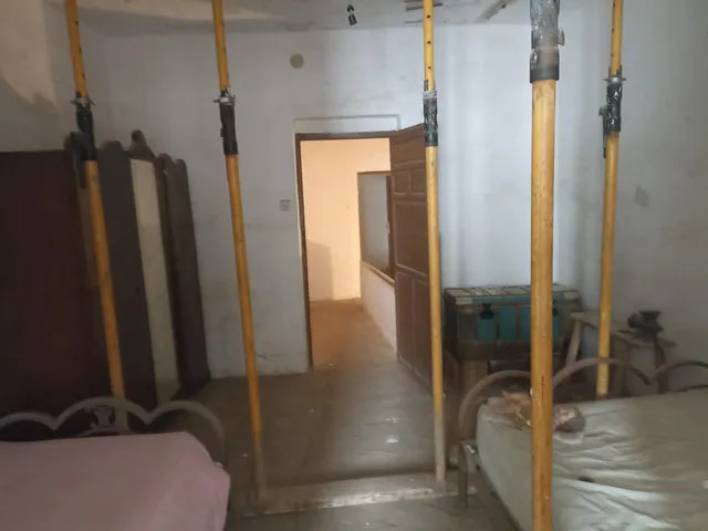 Casa en canjayar zona plaza del ayuntamiento de siete habitaciones trea baños para reformar — 28