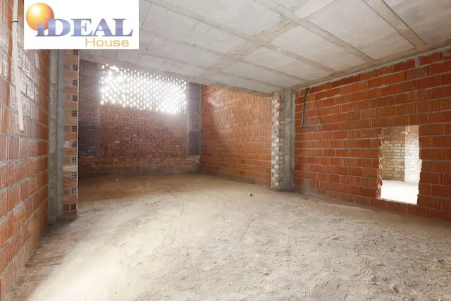 Oportunidad de inversión en local comercial al lado de Constitución. — 21