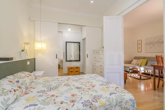 Vivienda con balcón y ascensor en pleno corazón del Gòtic — 14