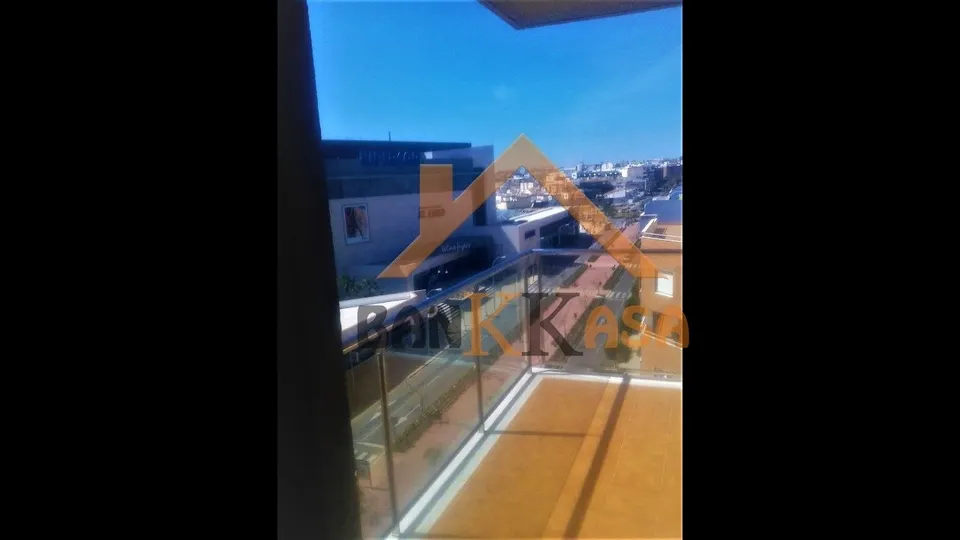 SE VENDE PISO EN EJIDO ZONA PABELLÓN