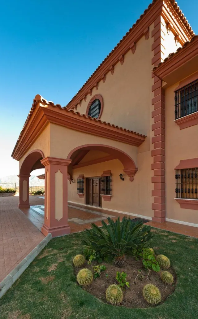 Villa de Lujo con vistas al mar y al golf. 7 dormitorios, 10 baños. Calanova Golf, La Cala de Mijas — 34