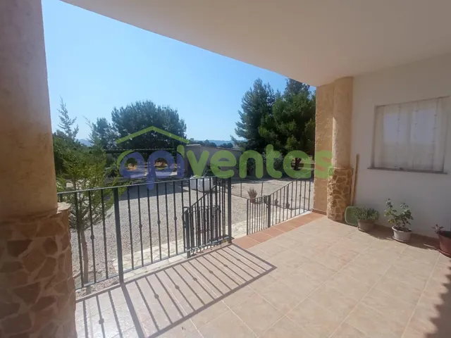 Chalet El Campillo — 9