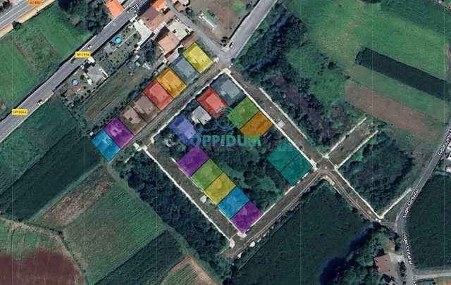 LOTE UNIFAMILIARES EN OBRA Y PARCELAS PARA UNIFAMILIARES EN 