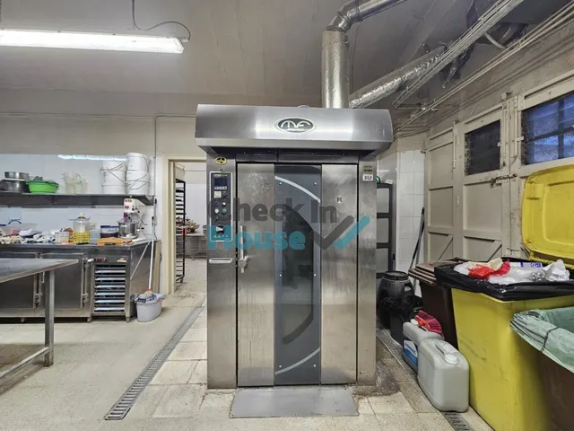 Local comercial en Alquiler en Celra Girona — 14
