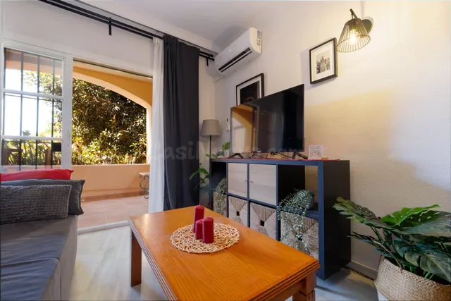 PISO DE 1 DORMITORIO + HABITACIÓN AUXILIAR Y AMPLIA TERRAZA  - foto 3