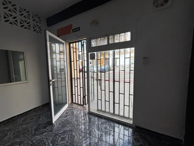 LOCAL COMERCIAL EN ALQUILER – SAN FERNANDO — 18