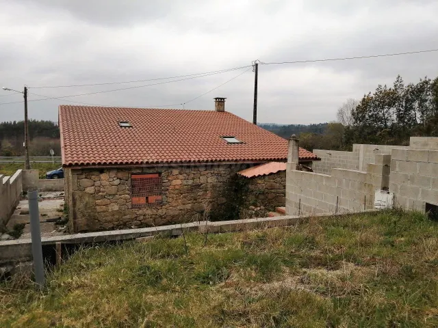 CASA DE PIEDRA PARA RESTAURAR Y CON FINCA EN SAN SADURNINO,  - foto 4