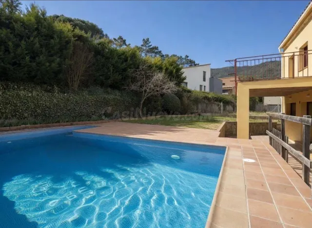 Magnífica villa con piscina privada, jardín y licencia turís - foto 2