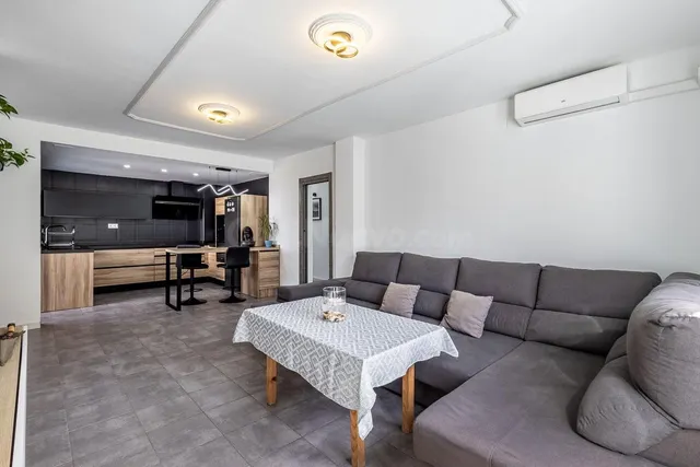 Casa en venta en Monachil (Granada) – Amplia, luminosa y con - foto 4