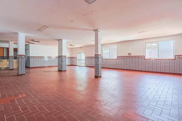 Local comercial 238m² en venta - Andalucia - foto 2