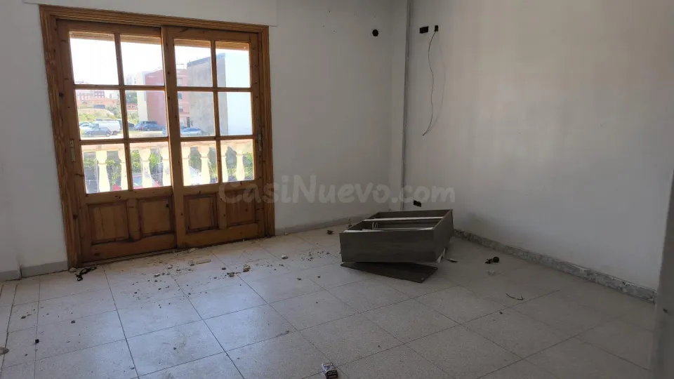 Chalet 4 habitaciones 201m² en venta - Casco Urbano