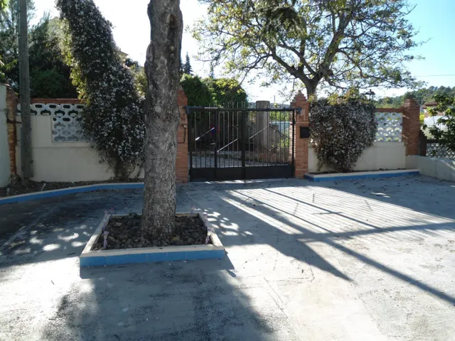 MAGÑIFICO CHALET EN BENAFER, EN EL CENTRO DEL PUEBLO. — 29