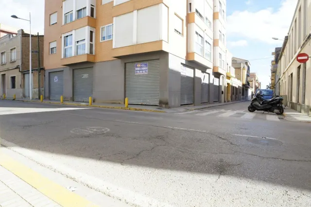 AMPLIO LOCAL EN PAIPORTA — 8