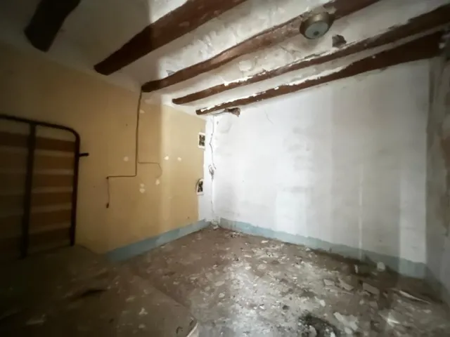 Oportunidad!!!! Casa con encanto para rehabilitar totalmente en Rocafort de Queralt, relajate en entorno rural. — 15