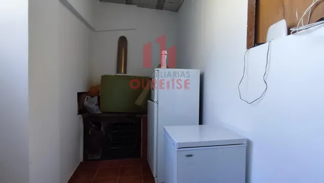CASA DE PIEDRA CON PARCELA EN XUNQUEIRA DE AMBÍA, PRÓXIMA A SANDIÁS. — 25