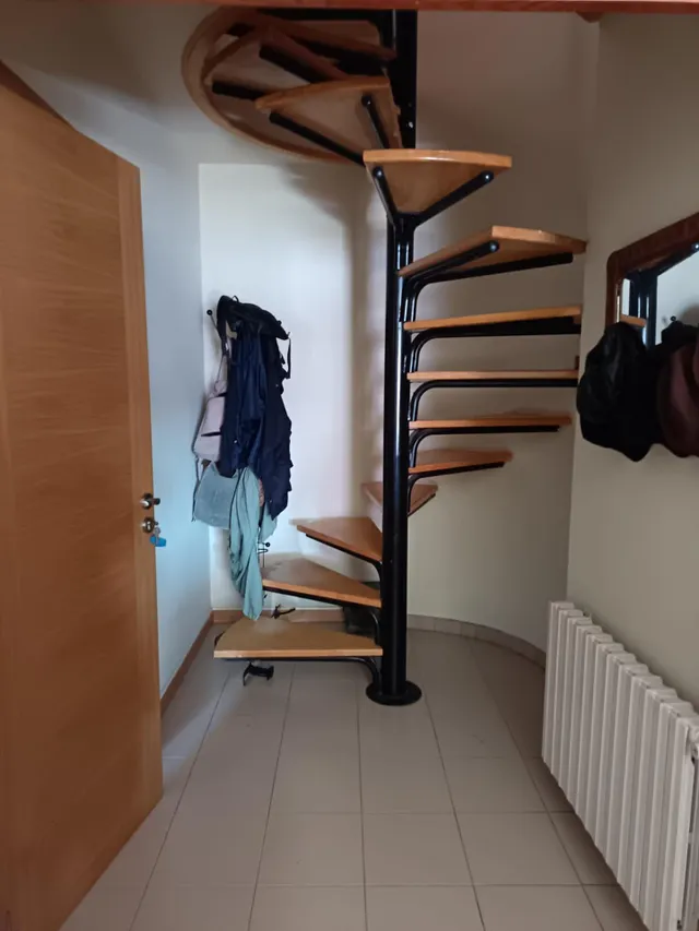 CASA PAREADA EN CAMBADOS con LOCAL COMERCIAL — 19
