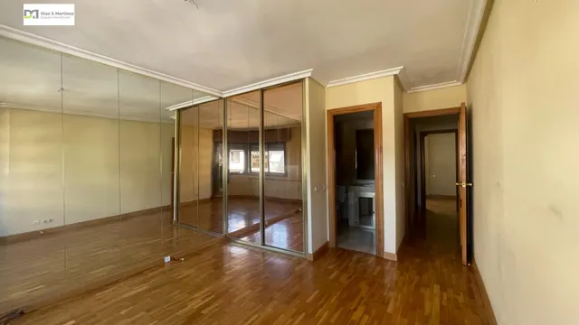 PISO EN EL CENTRO — 11