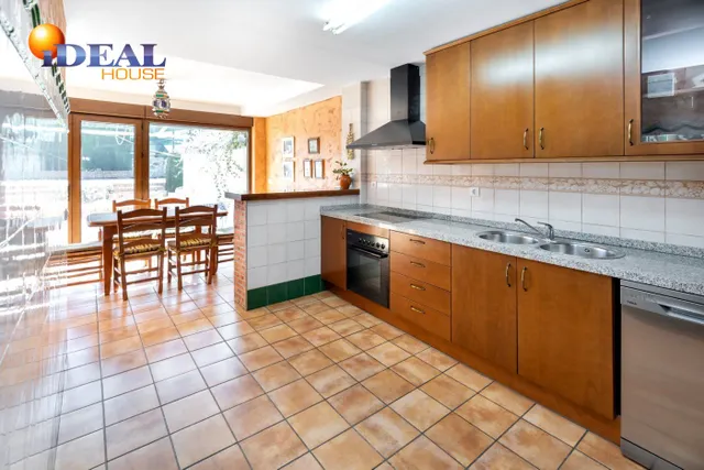Venta de chalet (tipo Villa) en Monachil (Zona Colinas Bermejas) — 11