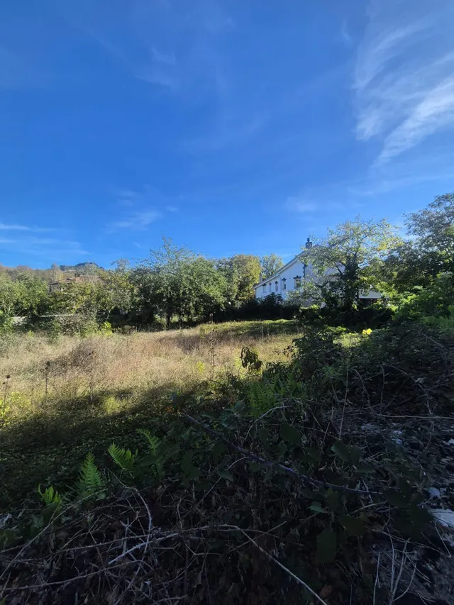 Oportunidad , terreno urbano en valle de mena 756m2 — 13