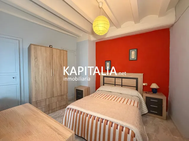 Casa de pueblo con jardin privado en Benialfaqui — 12