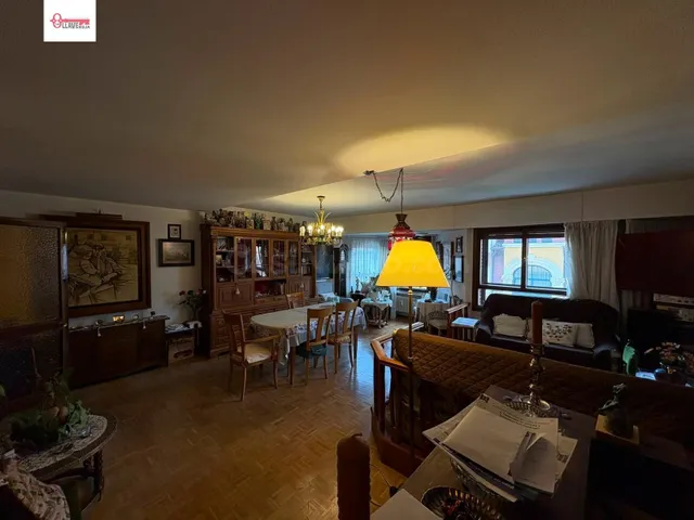 PISO EN VENTA EN LA ZONA NOBLE DE LA CIUDAD CON GARAJE. - foto 4