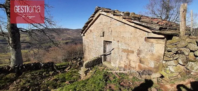 CABAÑA EN SAN PEDRO DEL ROMERAL. — 25