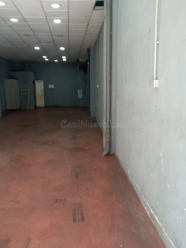 Local comercial 108m² en alquiler - Ronda de Triana-Patrocin
