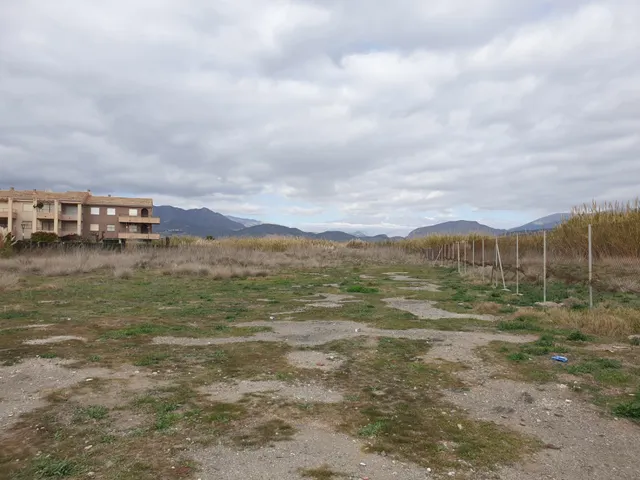 TERRENO URBANO  EN SALOBREÑA PLAYA — 3