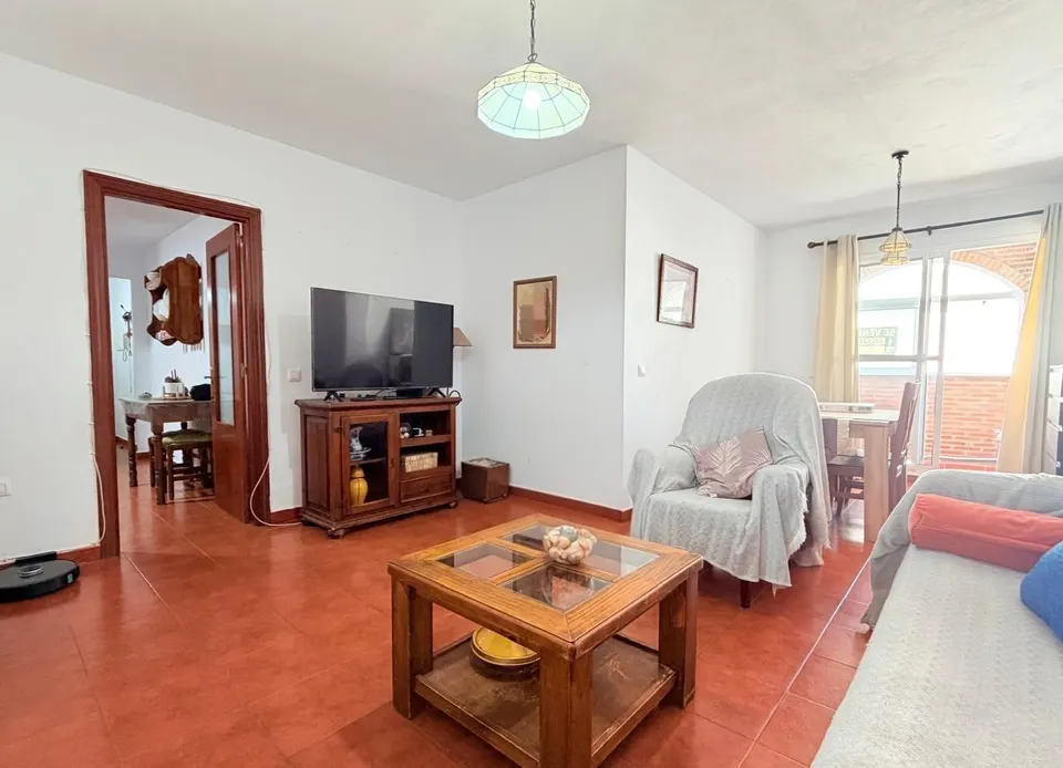 ¡piso con plaza de garaje en Jimena de la Frontera!