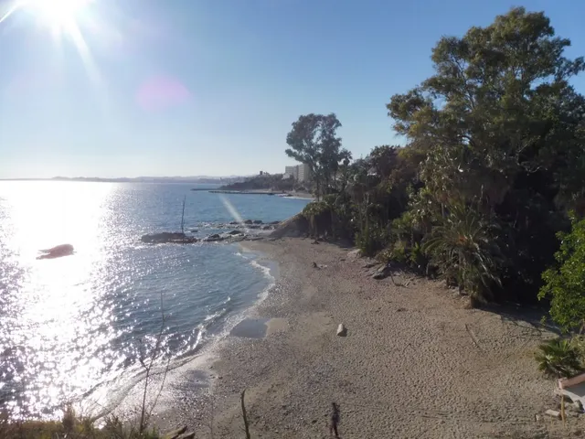 Espectacular apartamento de 3 dormitorios en primera línea de playa — 10
