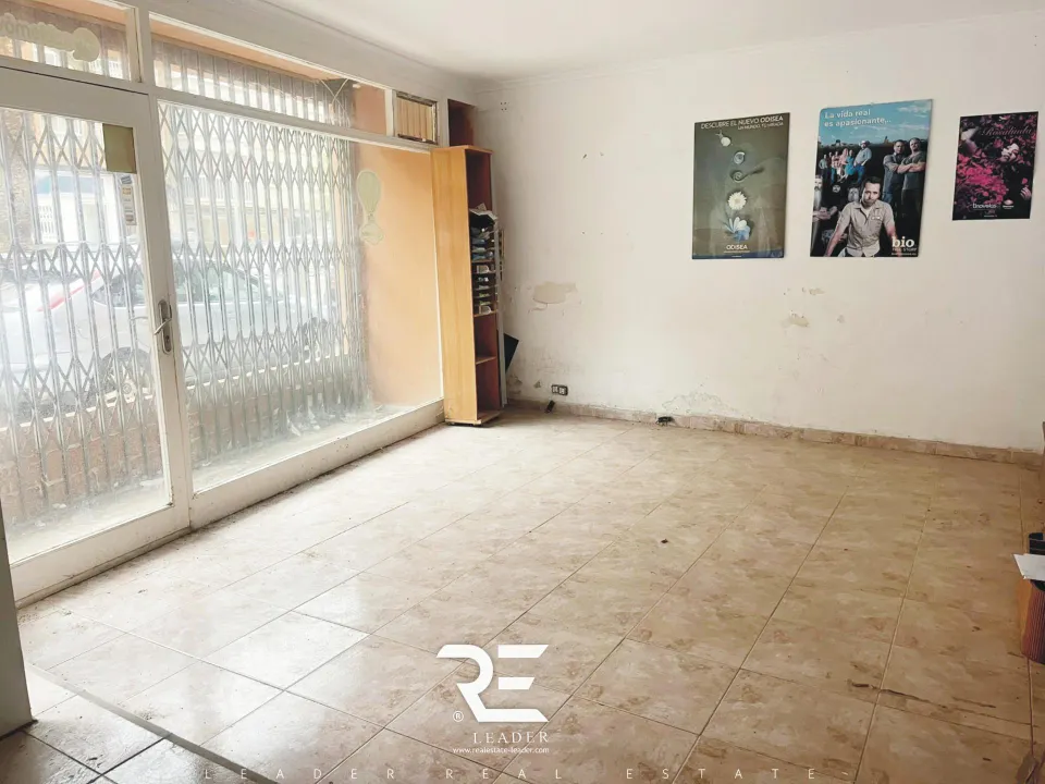 ¡SE VENDE LOCAL COMERCIAL EN EL CENTRO DE DENIA IDEAL PARA INVERSORES O EMPREMDEDORES!