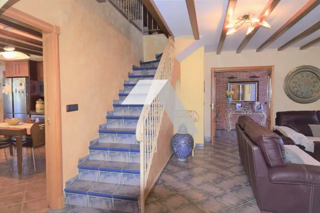 Espectacular chalet en venta — 46