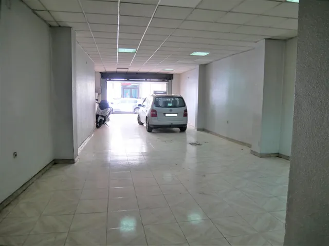 Se vende local en el Barrio del Carmen — 6
