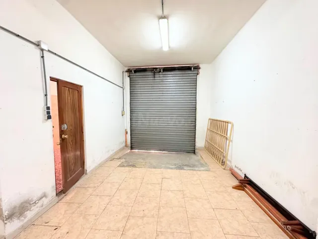 ESPACIOSO LOCAL COMERCIAL/GARAJE EN EL CENTRO DE SAN ANTONIO - foto 5