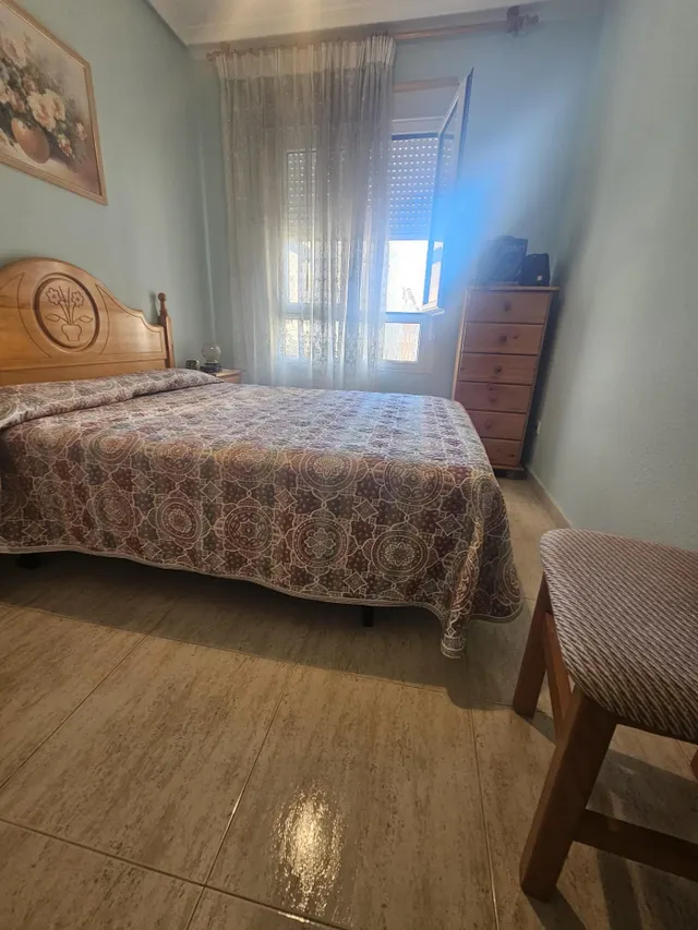 Piso de 2 dormitorios en Calle Cartagena — 13