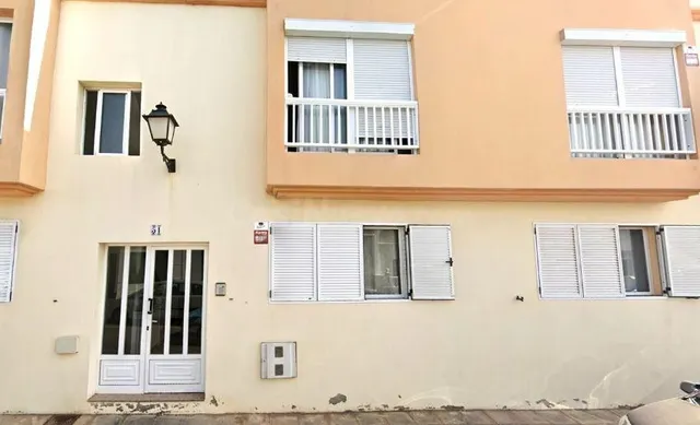 SE VENDE piso OKUPA en C Antonio Bermudez 51 de Arrecife - foto 3