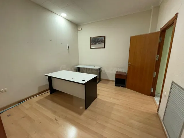 LOCAL DE 240 M2 ACONDICIONADO COMO OFICINA — 5