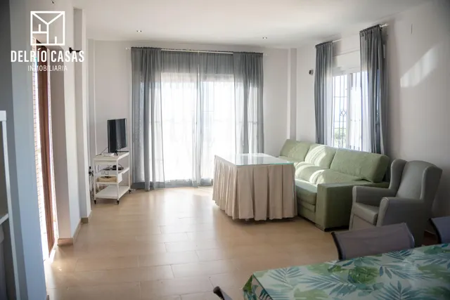 Exclusivo chalet independiente con apartamento auxiliar, piscina cubierta y vistas al mar en mazagón — 3