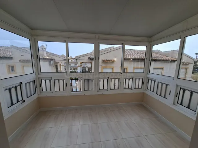 OPORTUNIDAD BUNGALOW EN ORIHUELA COSTA - foto 4