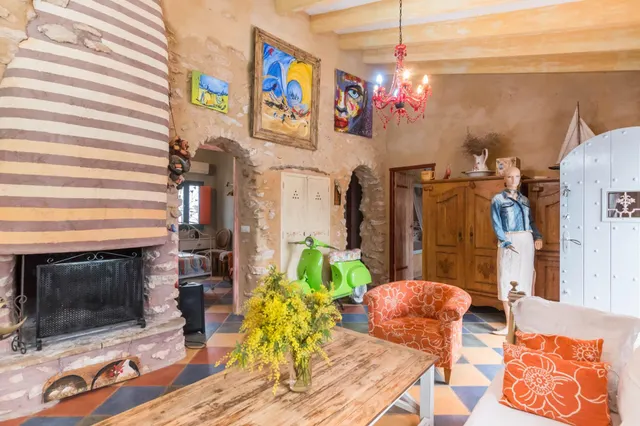Se vende chalet único - Un rincón dónde habita el arte — 30