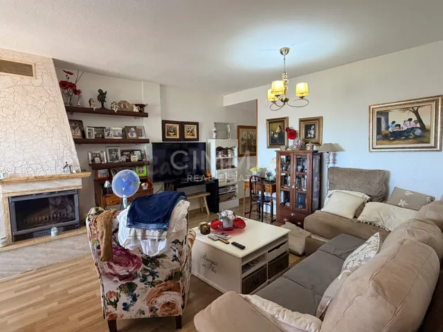 Exclusivo Ático en La Nucía con Vistas y Comodidades - foto 4