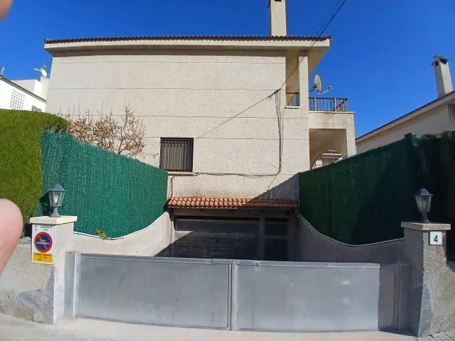 Plaza de aparcamiento en Cunit – Zona muy demandada — 2