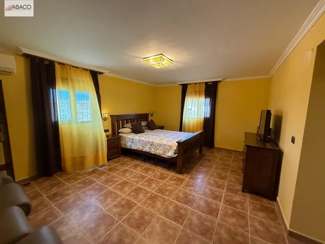 Chalet con 2 viviendas y amplia parcela en la Alcoraya — 32