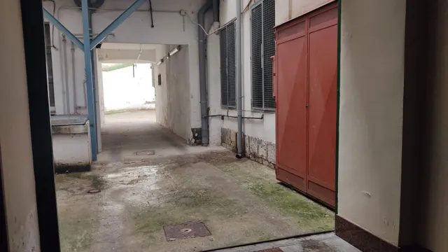 Piso 4 habitaciones 258m² en venta - Centro — 37