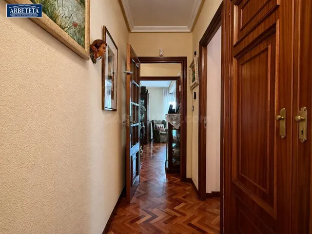 INMOBILIARIA ARBETETA VENDE PISO DE CUATRO HABIATACIONES EN  - foto 5